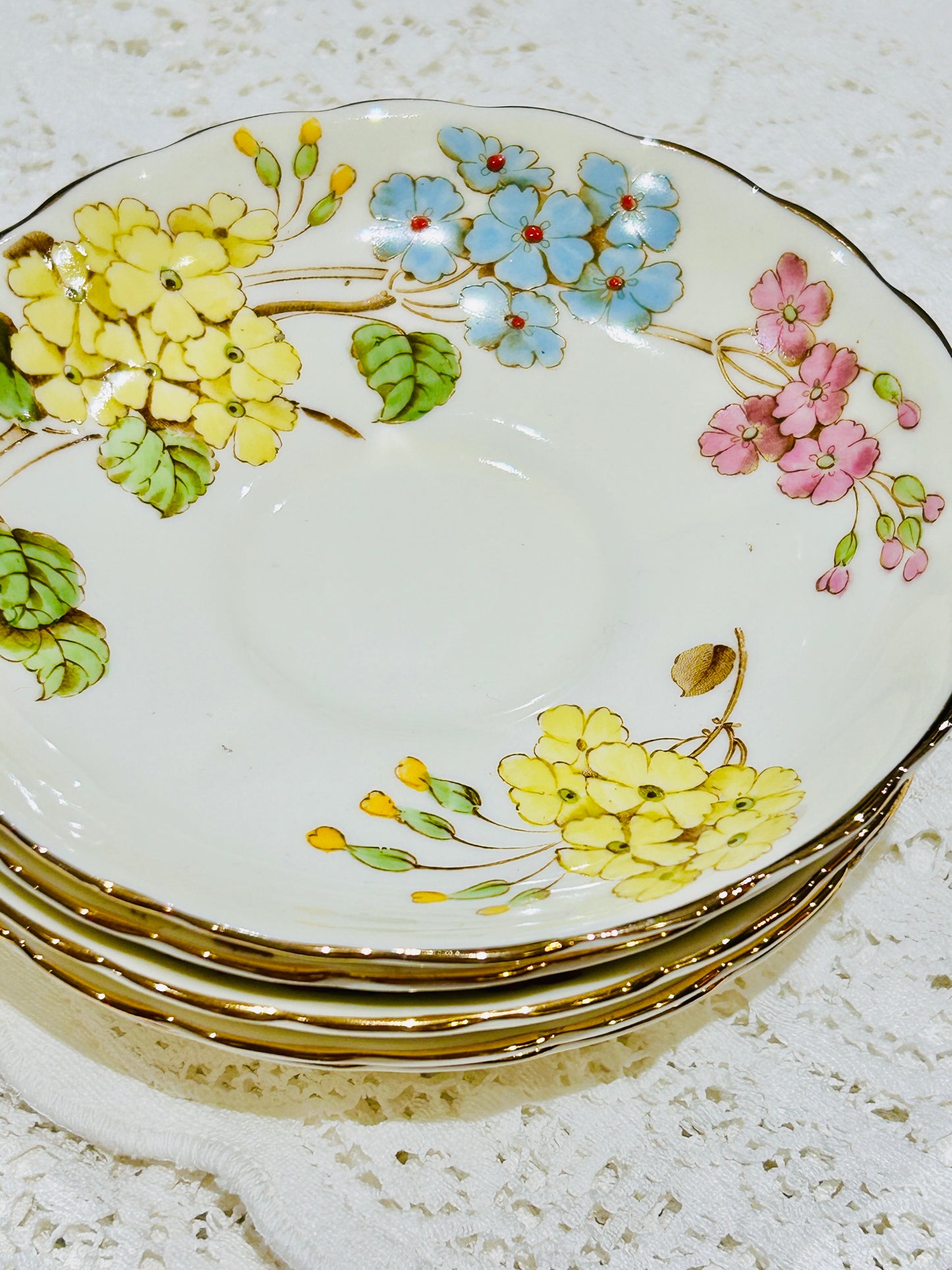 Tasses à thé et soucoupes florales vintage en porcelaine toscane