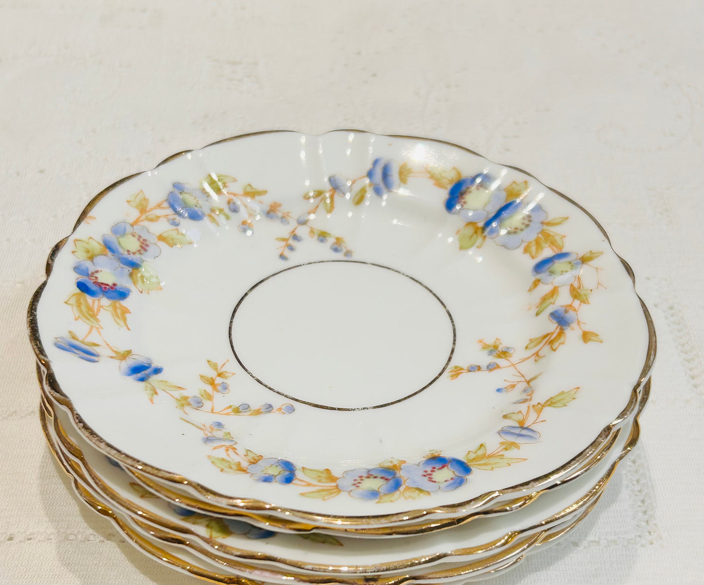 Assiettes à thé vintage