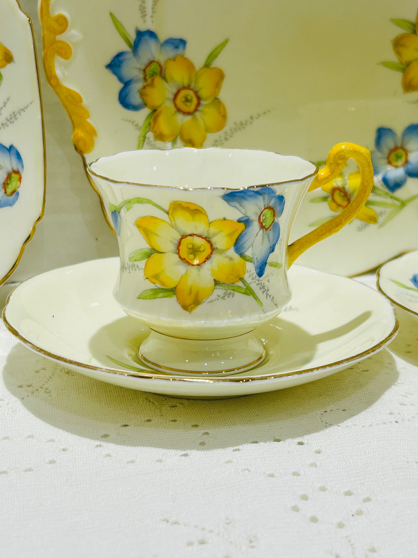 Paragon China Yellow Daffodil Floral Tea Set