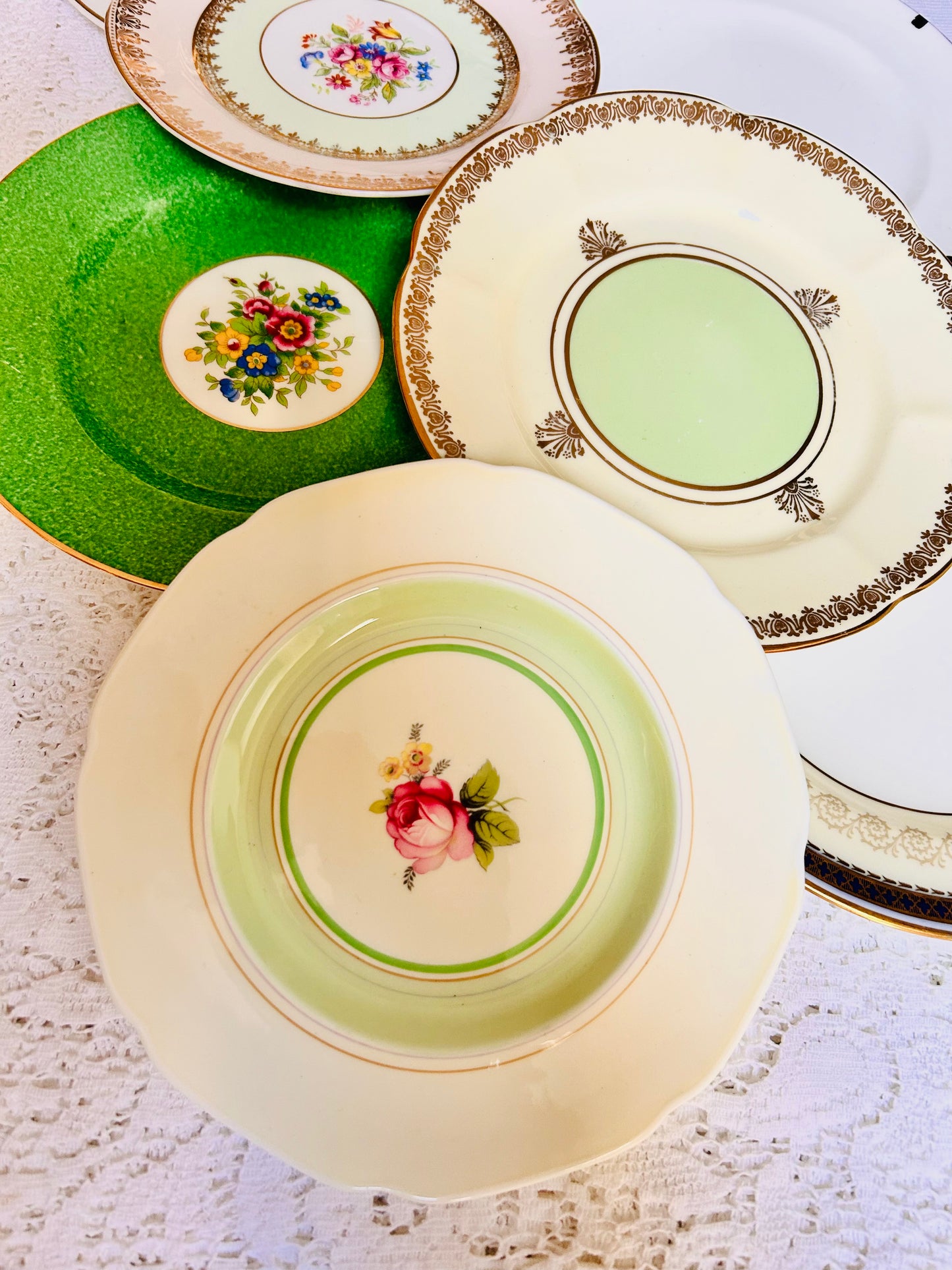 6 assiettes à thé vintage vertes et jaunes