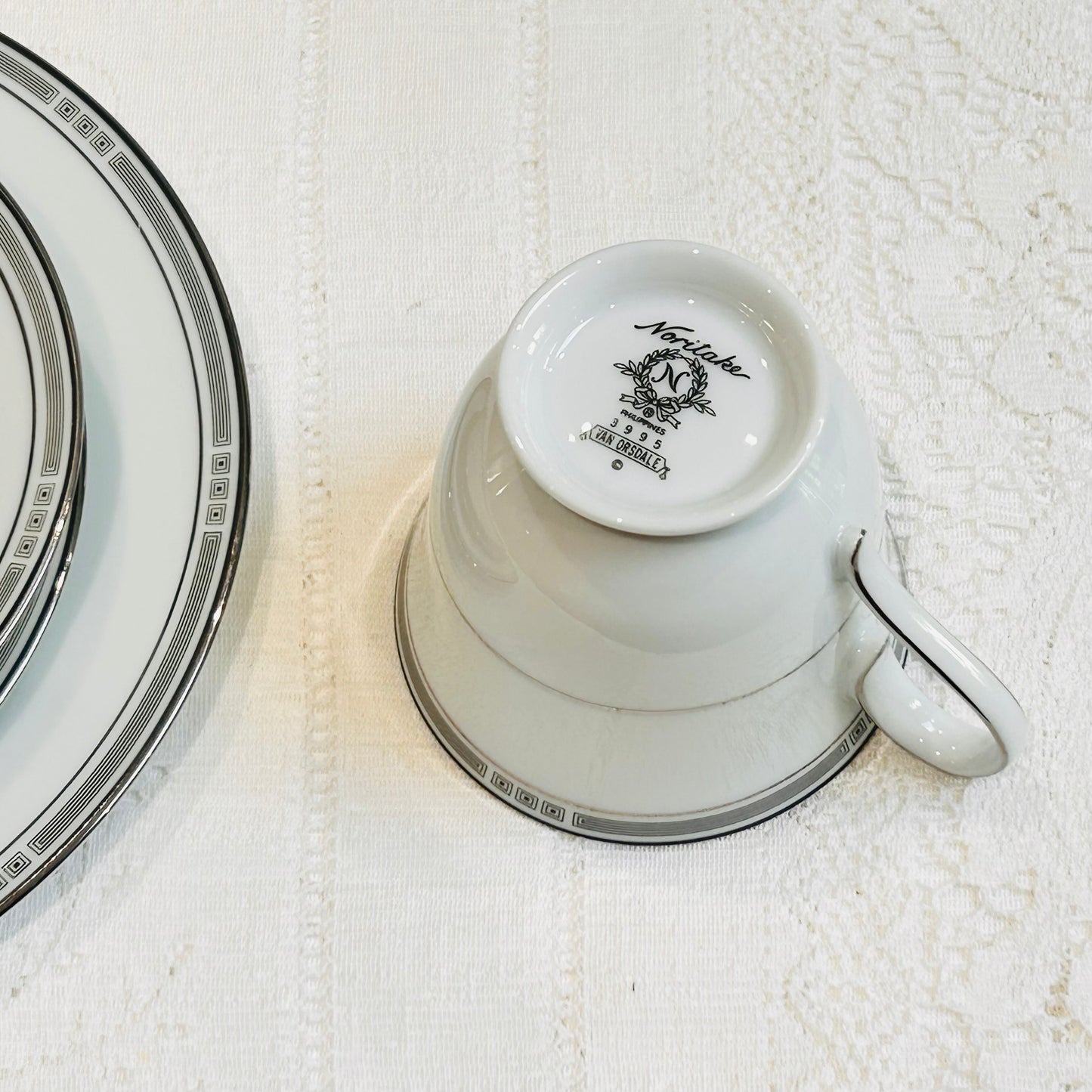 Noritake Van Orsdale Dinnerware - 5 Piece Setting