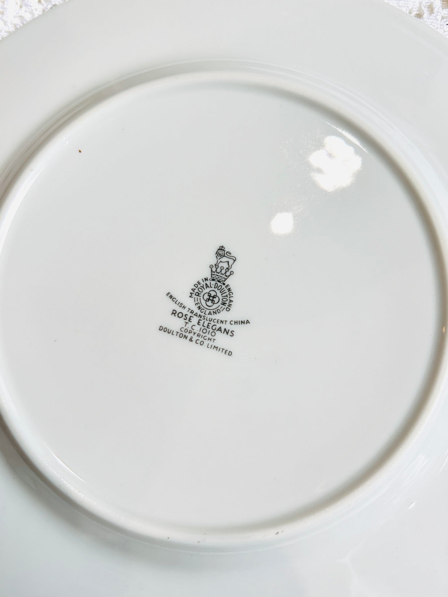 4 assiettes à entrée/déjeuner Royal Doulton Rose Elegans 8 po