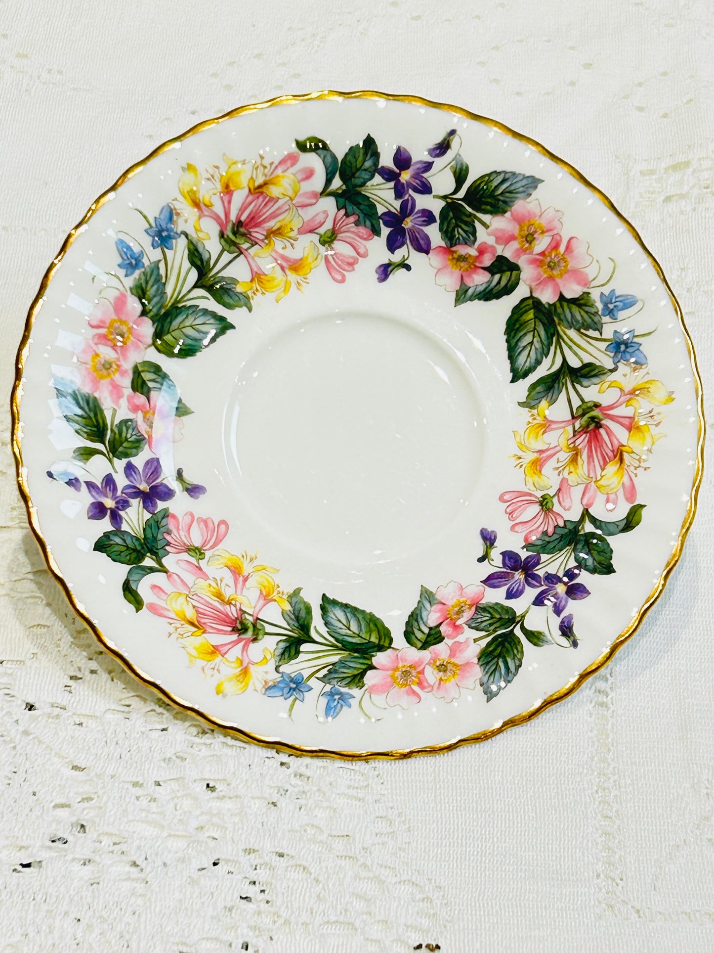 Replacement Vintage Singke/Orphan Saucer by Paragon China 1950’s “Country Lane” pattern / pink mix floral bone china