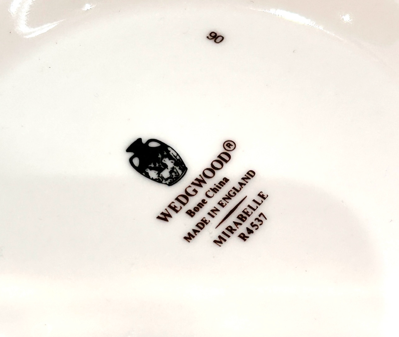 Wedgwood Mirabelle Large Salad/Serving Bowl