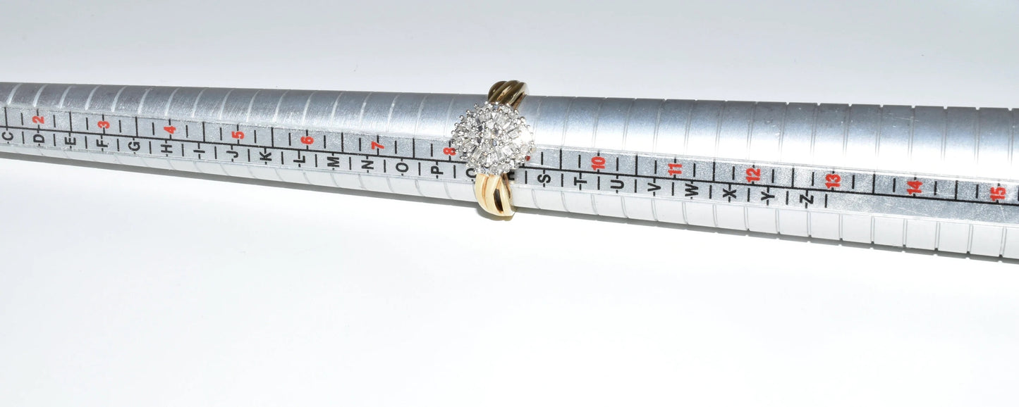 Vintage Jewellery - Ladies Diamond Cluster Ring - 9ct Gold 0.33kts