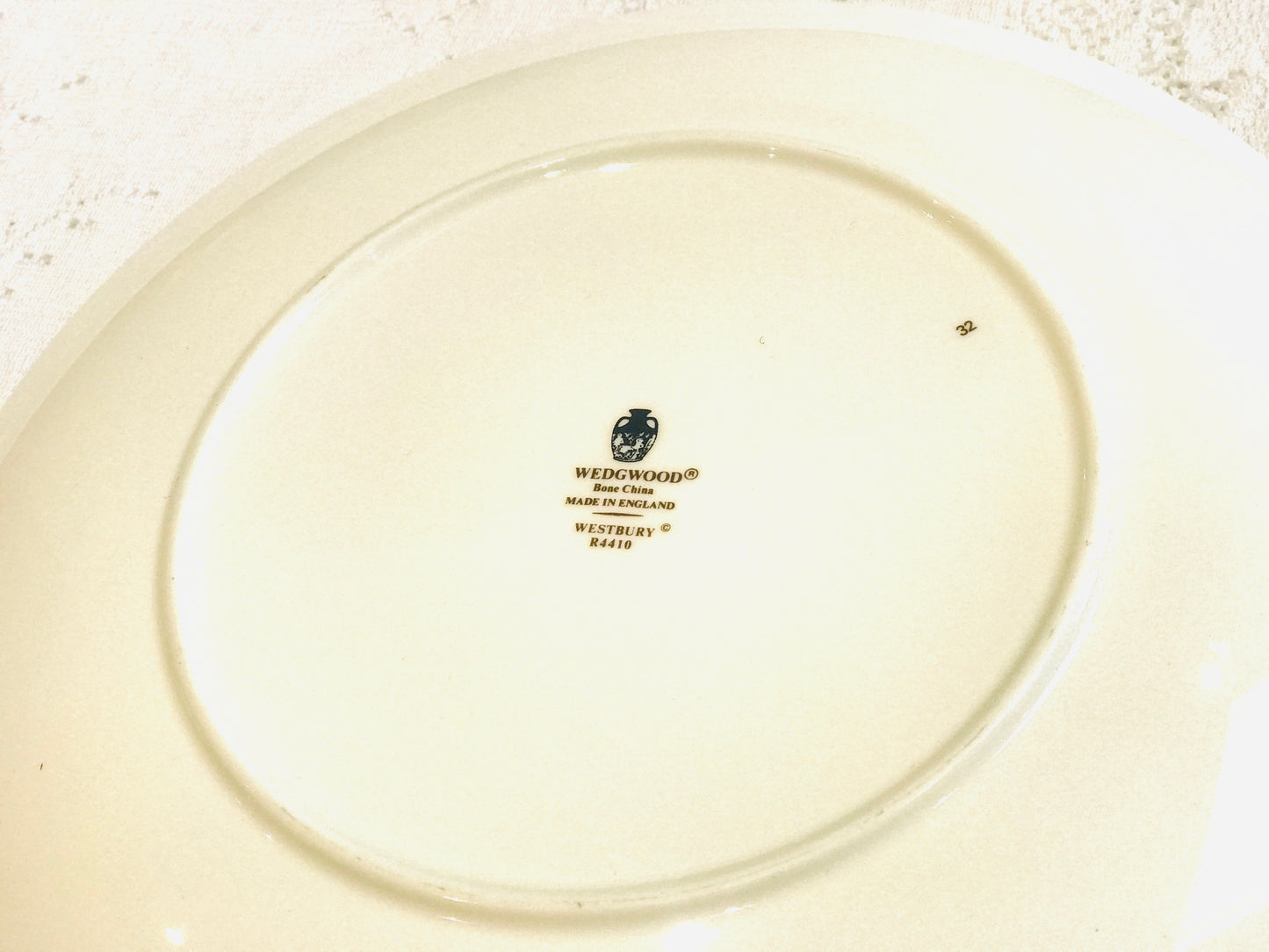 Assiette plate Wedgwood « Westbury »