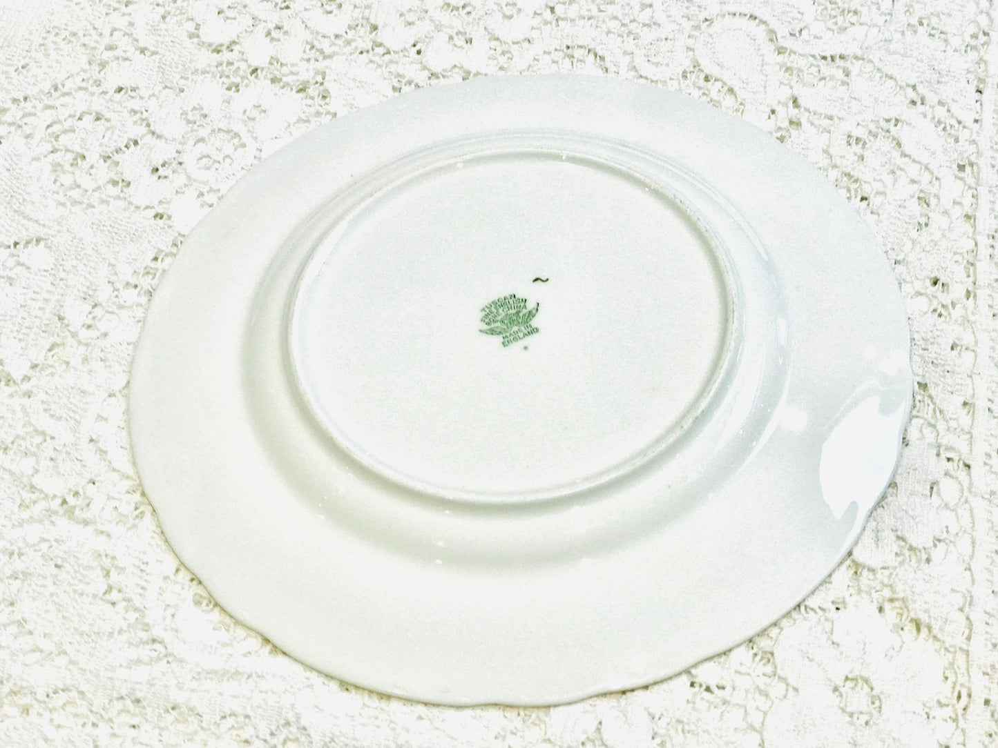 Assiette à déjeuner toscane à fleurs roses et bleues