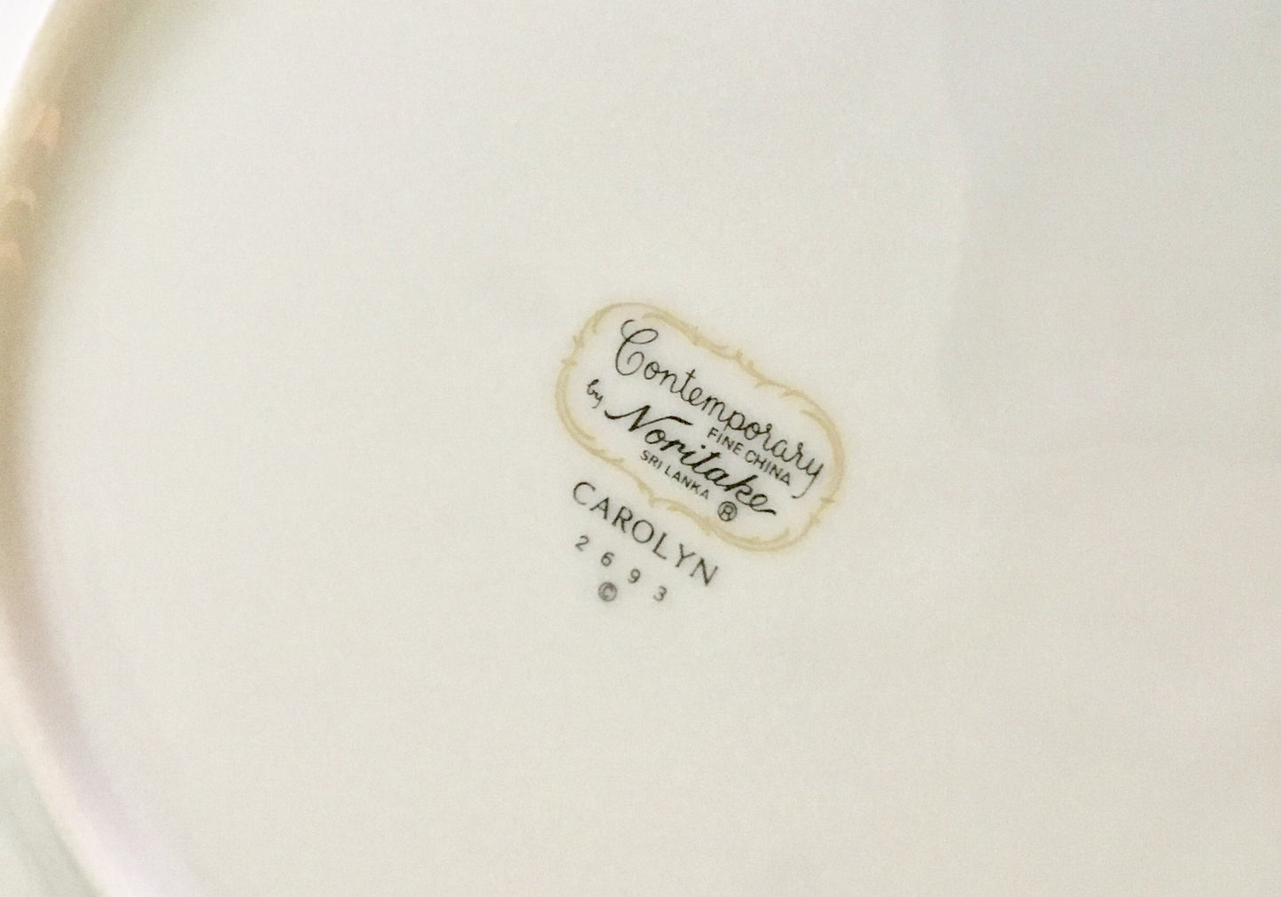 6 assiettes à lunch Noritake « Carolyn »