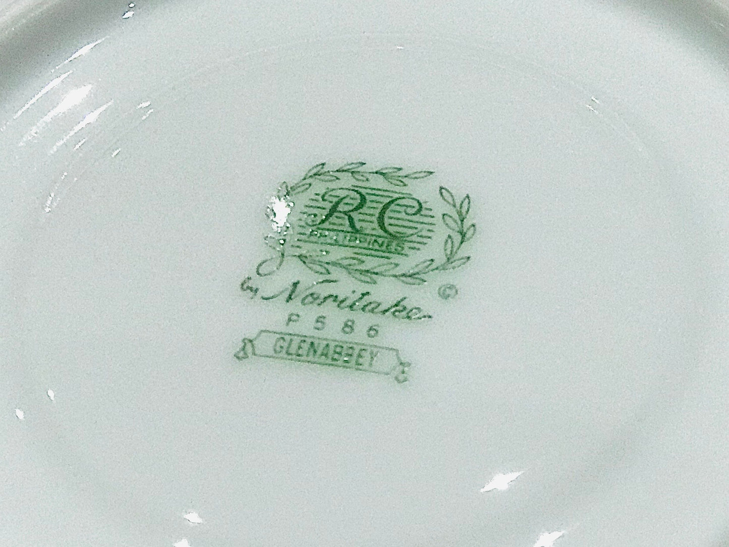 Noritake Glenabbey Dinner Set – Fine Bone China, Vintage & Discontinued Tableware, Pre‑Loved - 4 Person