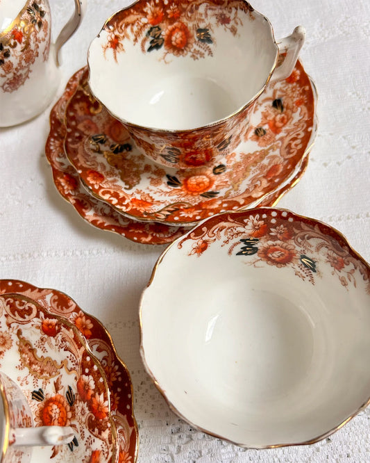 Autumn-Inspired Vintage China: Tea Sets, Teapots & Teacups