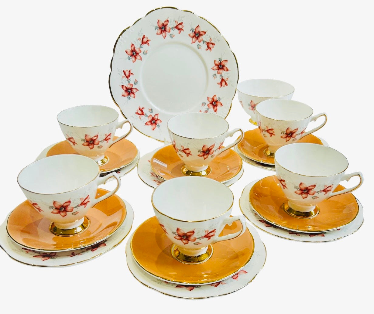 Elizabethan Bone China Vintage Tea Set - English 1960’s - Cottagecore - Apticot
