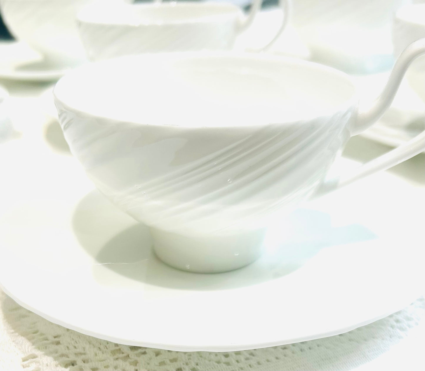 Wedgwood Ethereal 101 Bone China Cup & Saucer – Modern White Swirl Design