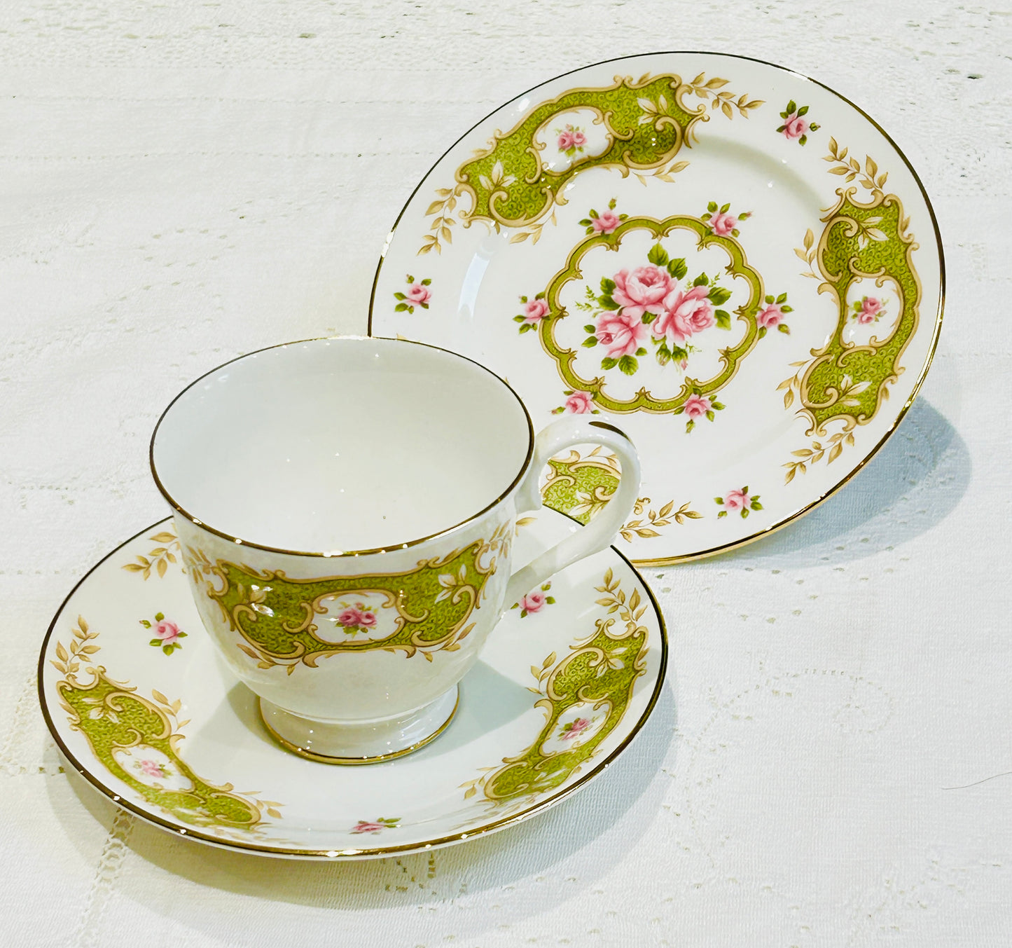 Royal Grafton Pink Rose Teacup & Saucer set