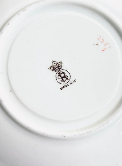 Vintage Floral Accent Plates – Hand-Painted Elegance with Gold Trim