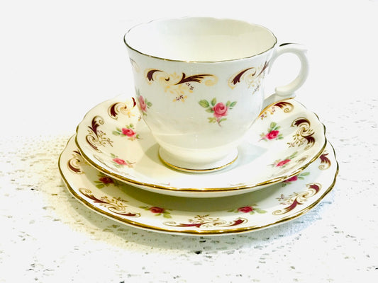 Juego de taza de té y platillo Crown Staffordshire - Wentworth