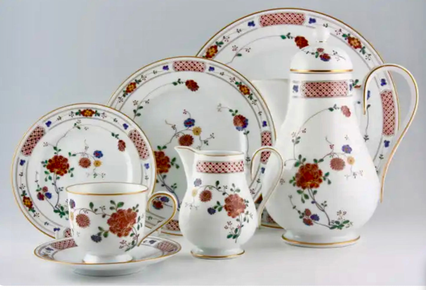 Noritake  Nanking Dinner Service