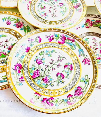 Vintage Floral Accent Plates – Hand-Painted Elegance with Gold Trim