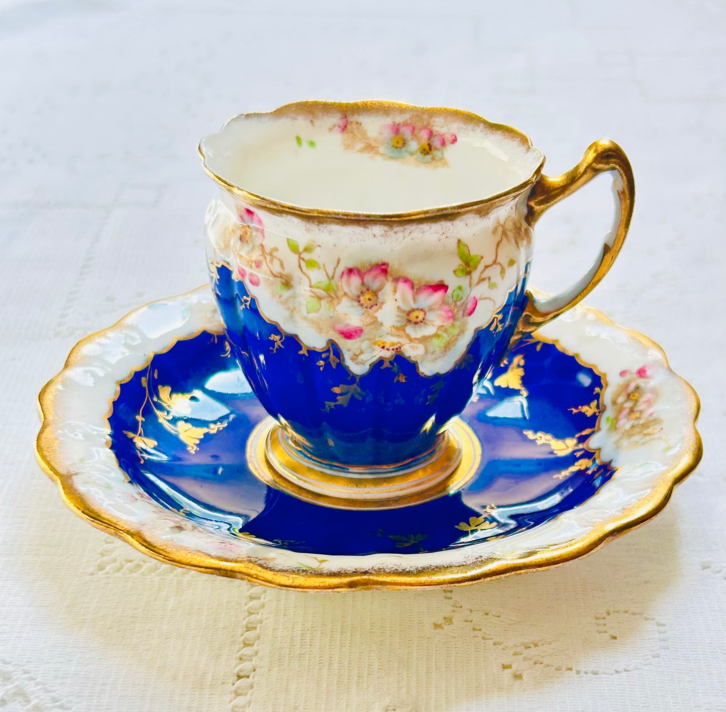 Antique Bone China Cabinet Cup – Glossy Finish, Gold Rim, Characterful Interior - European
