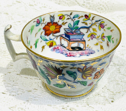Antique Chinoiserie Teacup 1840-1880 - 19th‑century Chinese export Famille Rose porcelain teacup