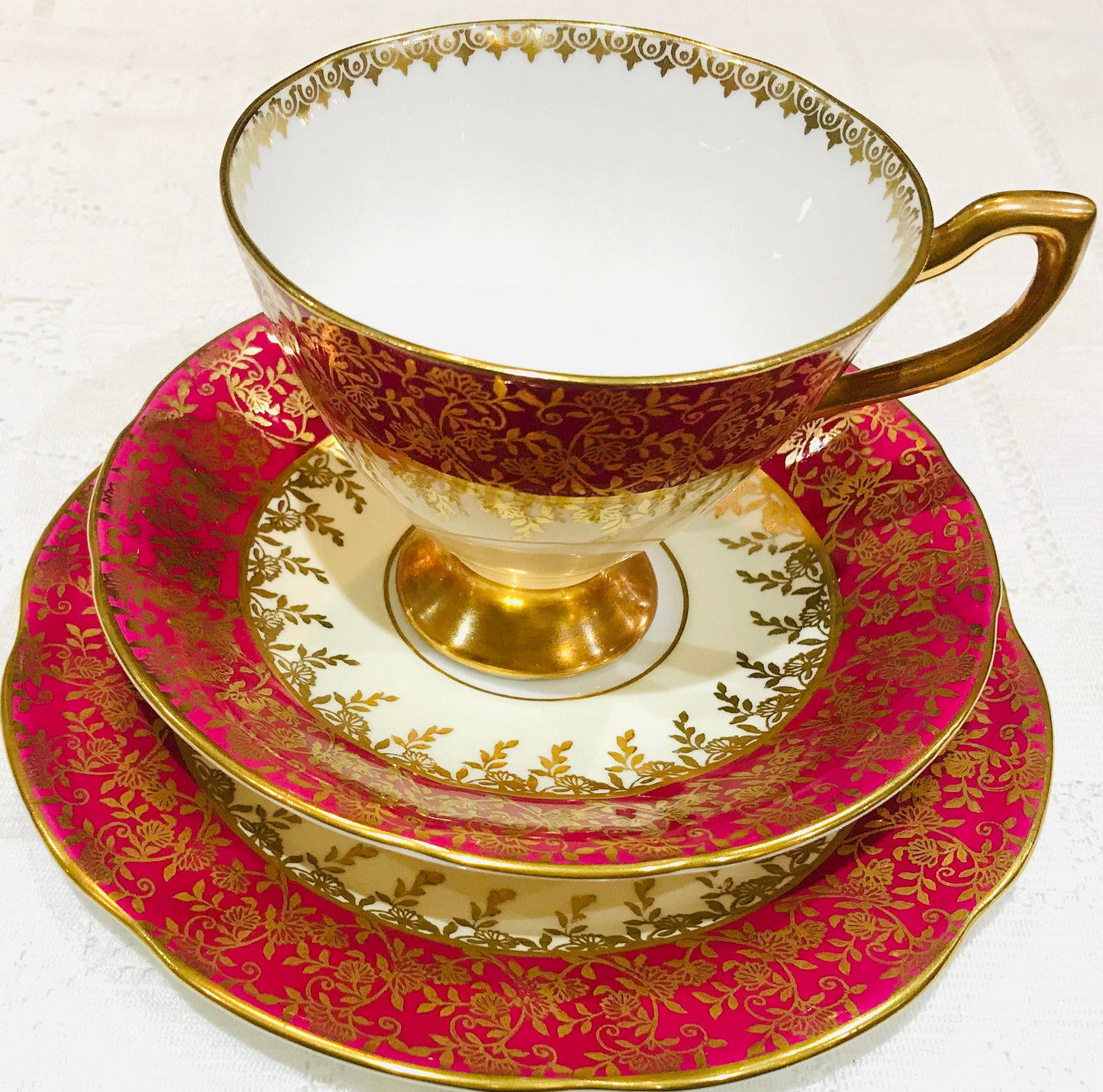 Red & Gold Vintage English China Teacups & Saucers