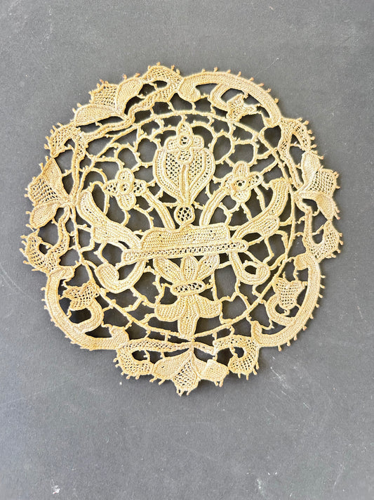 Maltese Vintage Handmade Lace Medallion – Floral Round, Beige Cotton Threadwork - Guipure
