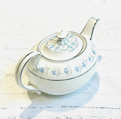 Théière en porcelaine anglaise Aynsley - Modèle « Dianne »