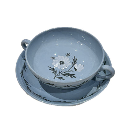 6 Wedgwood „Aster Blue“ Suppenschüsseln und Untertassen mit zwei Griffen