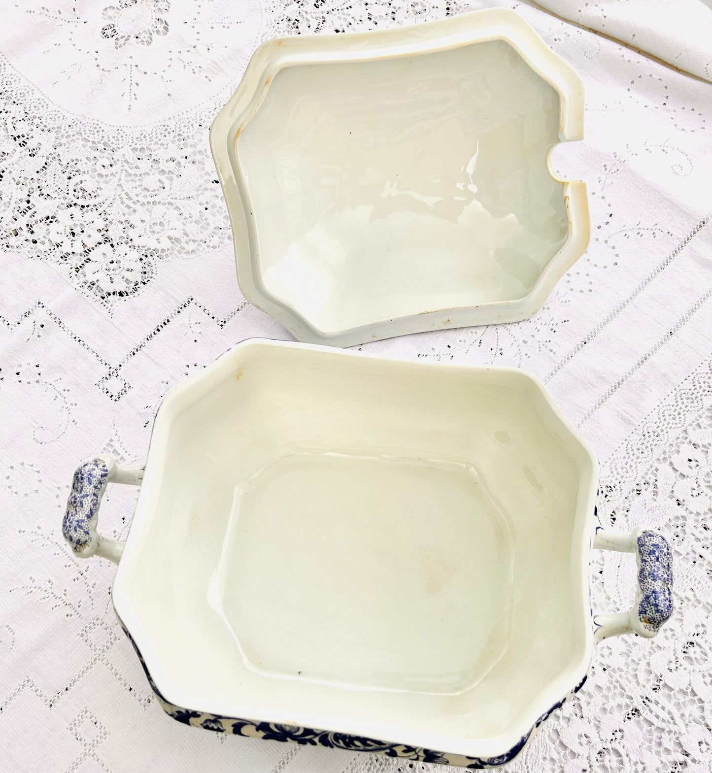 Spode Italian Footed Tureen – Blue & White Serving Dish – Large Lidded Centrepiece (c.1816 Design) /20th c.