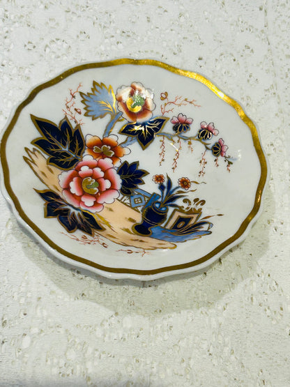 Victorian Imari‑Style English Porcelain Teacup & Saucer – Hand‑Painted Floral & Gold, c.1880–1900