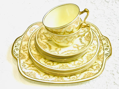 Tazas y platillos de té Crown Staffordshire