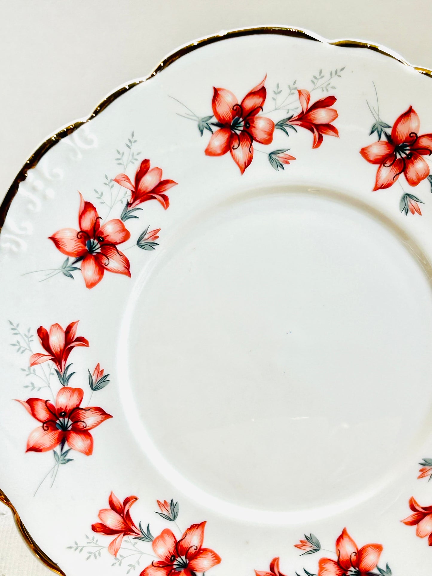 Service à thé en porcelaine anglaise fine élisabéthaine à motif floral abricot