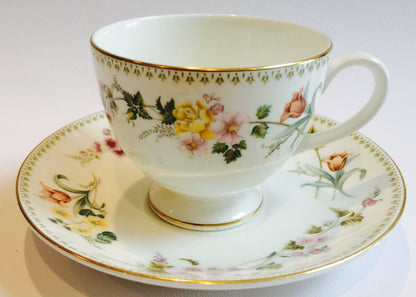 Wedgwood Tea Set - Teacups & Saucers Mirabelle Pattern English fine bone china search match replace vintage tea set afternoon tea part