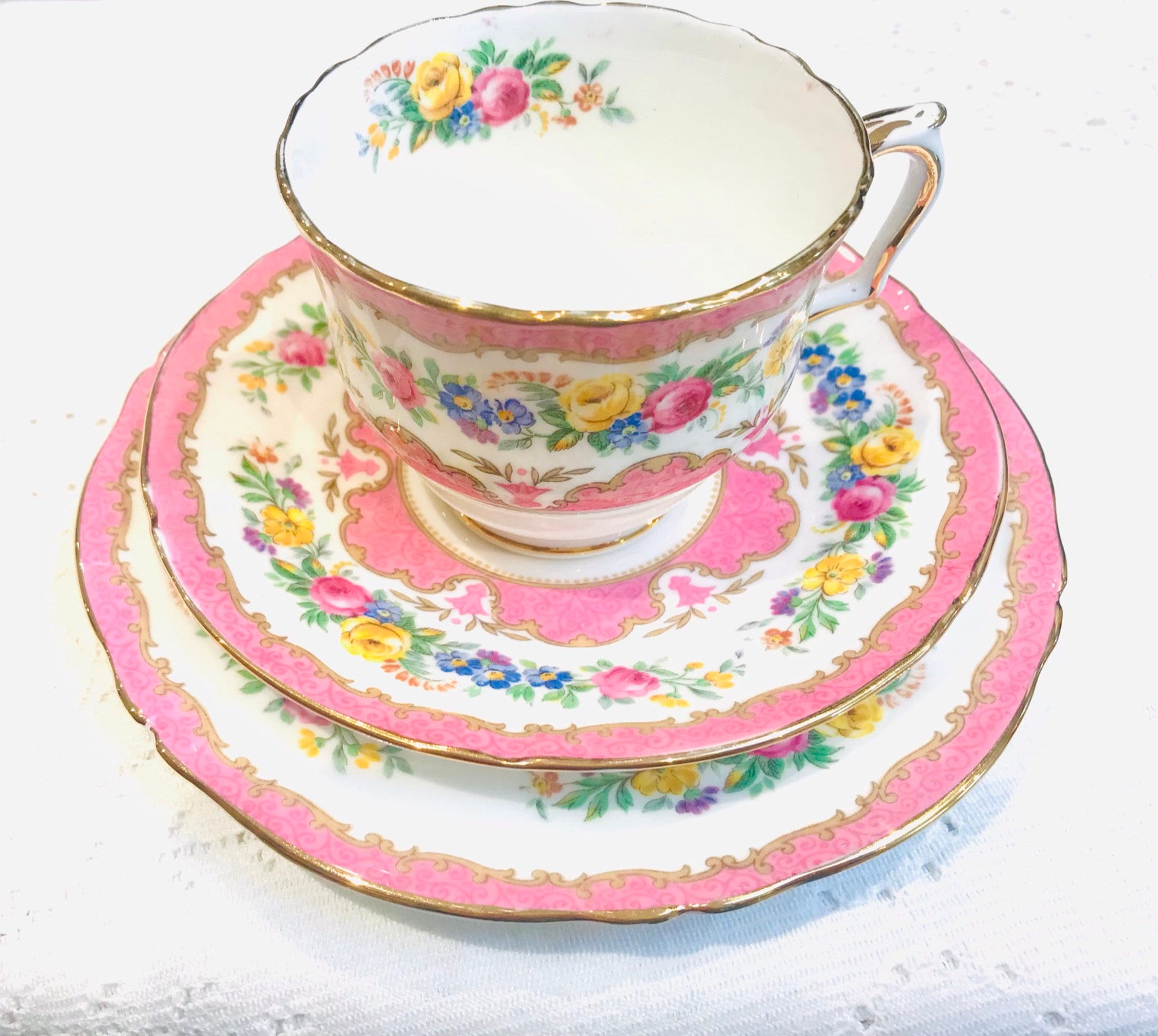 Crown Staffordshire China Pink Tea Set Vintage English Teacups & Saucers