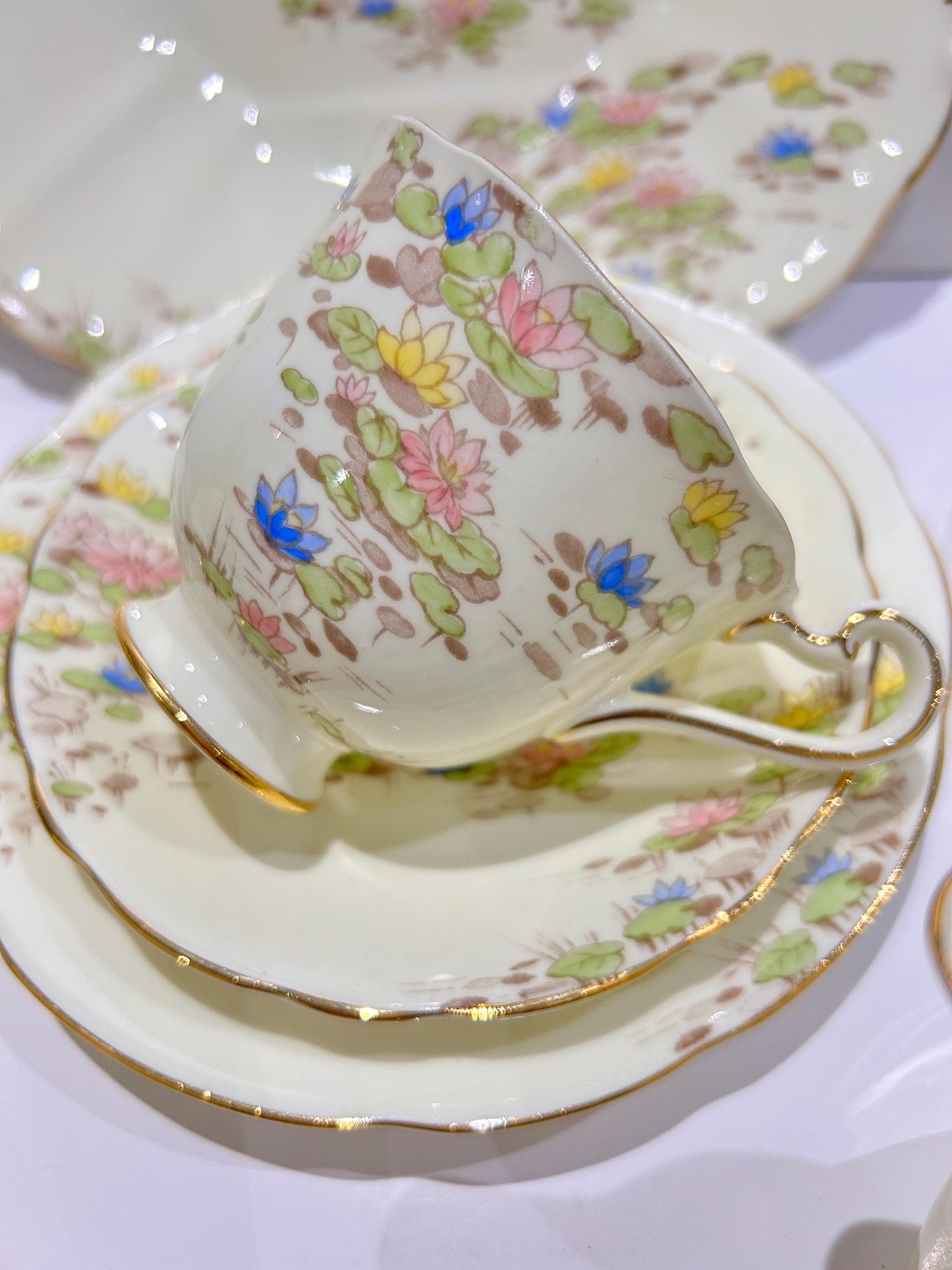 A “Waterlily” Vintage China Tea Set Teacups Saucers by Samuel Radford England Afternoon Tea Party