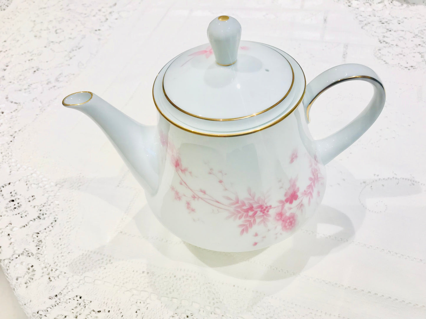 Noritake Pink Tea Set & Teapot
