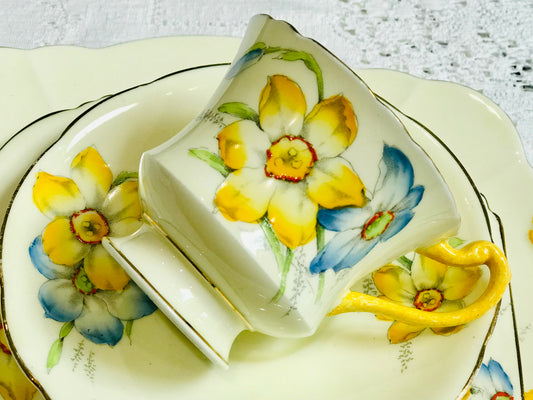Art Deco Paragon China / 1930's Yellow Daffodil Tea Set