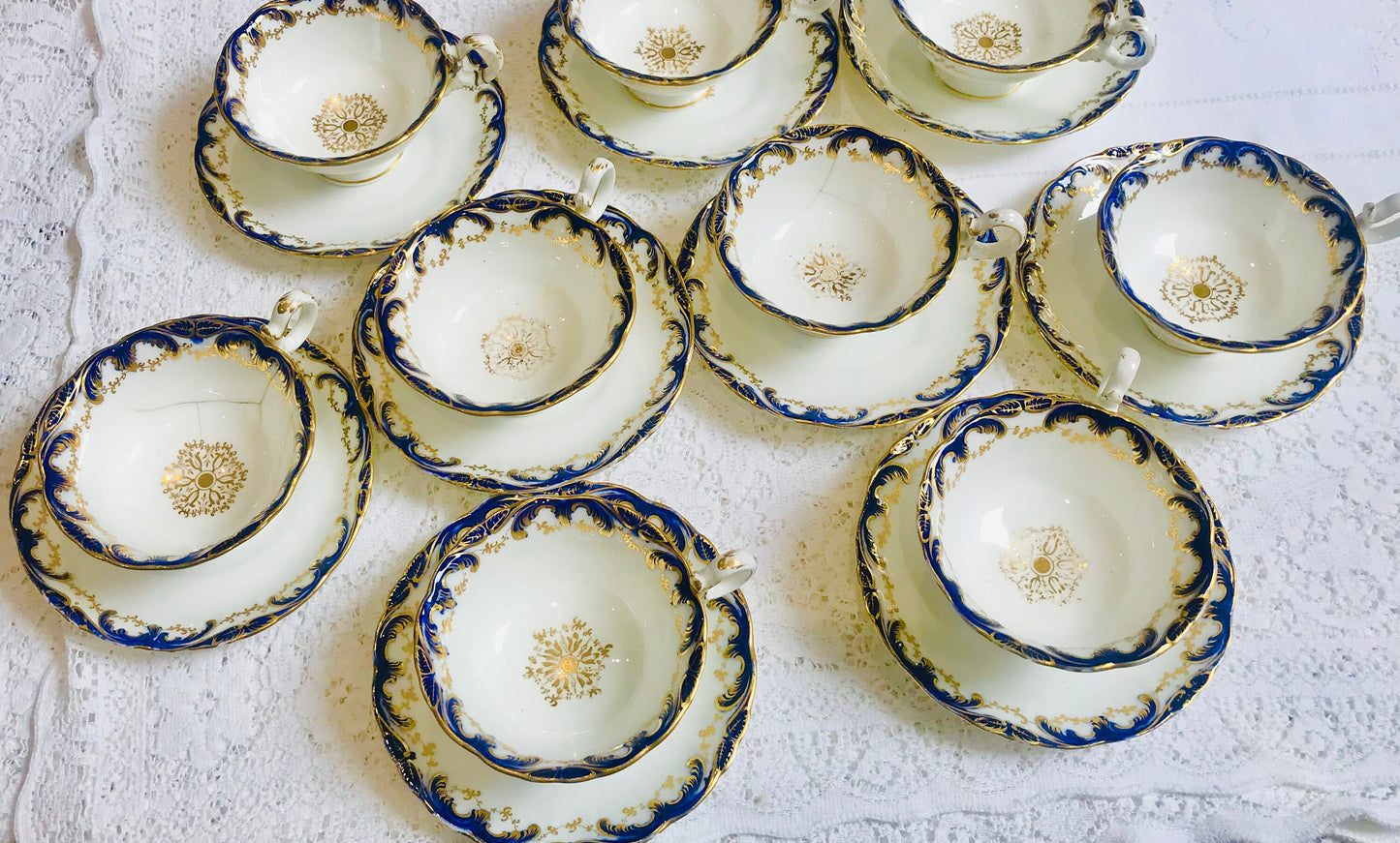 Antique Elegant Blue and White 19th Century Tea set Af