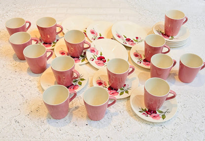 x 14 Pink Coffee Cups & Saucers English bone china sweet pea flowers