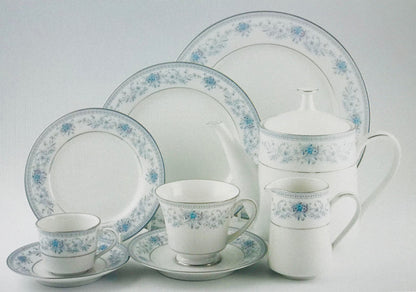 Noritake Blue Hill Dinnerware . A beautifully crafted collection that showcases the timeless elegance of Noritake porcelain.  Includes dinner plates, vegetable dish/tureen, salt & pepper.