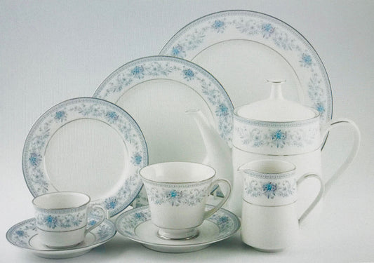 Noritake Blue Hill Dinnerware . A beautifully crafted collection that showcases the timeless elegance of Noritake porcelain.  Includes dinner plates, vegetable dish/tureen, salt & pepper.